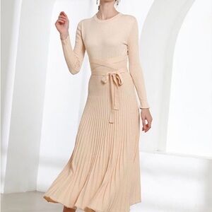 FINCATI CREAM CASHMERE AND WOOL BLEND SWEATER DRESS- SIZE S